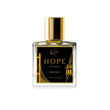 immagine della bottiglia del profumo Queen di Hope Istanbul